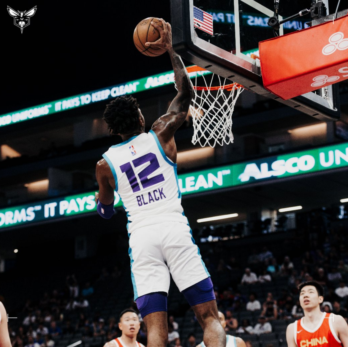 加时末段夏洛特黄蜂单刀错失——NBA总决赛节点到来，震撼外界，资深球员宣示担当的简单介绍-lpl竞猜